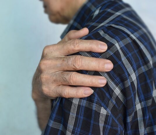 Five Alarming Shoulder Signs That Prove You Should Get Immediate Treatment Shoulder Signs