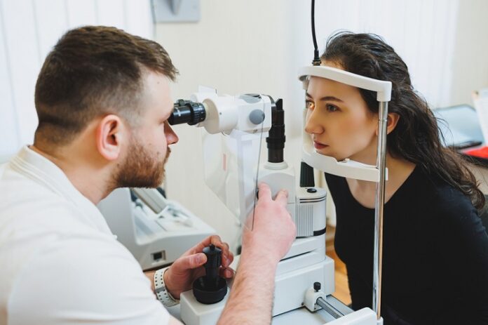 Specialist's Lens